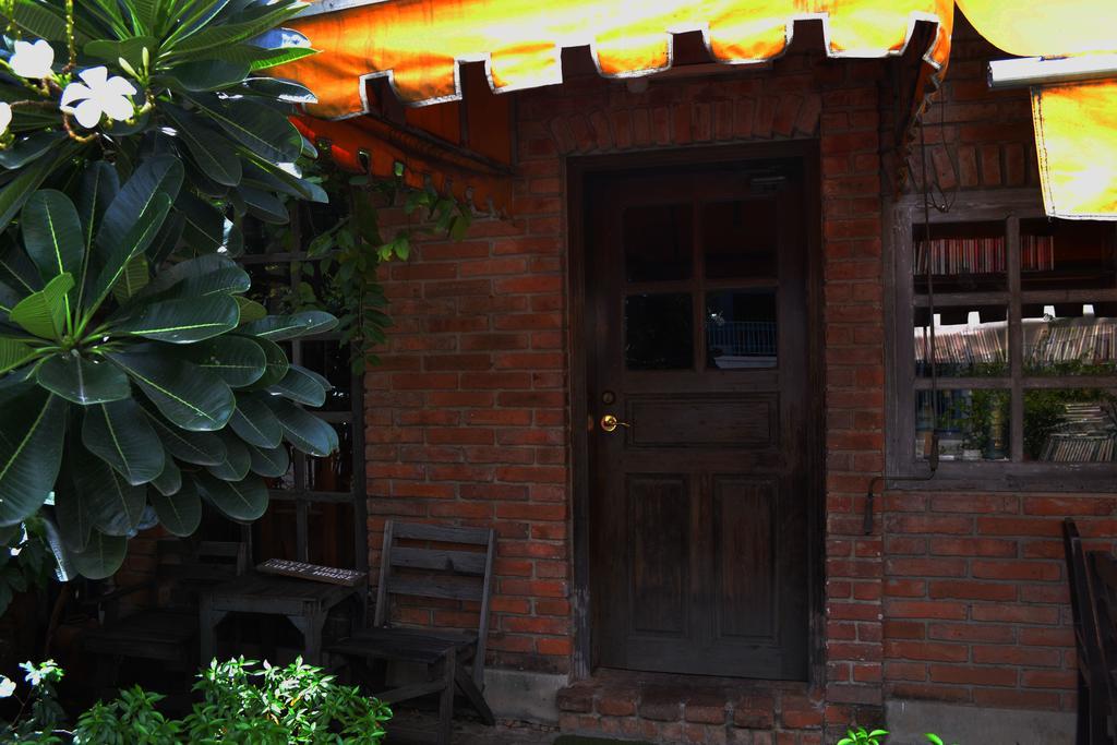 Brickhouse Ayutthaya Guesthouse Est 1986 Exterior foto