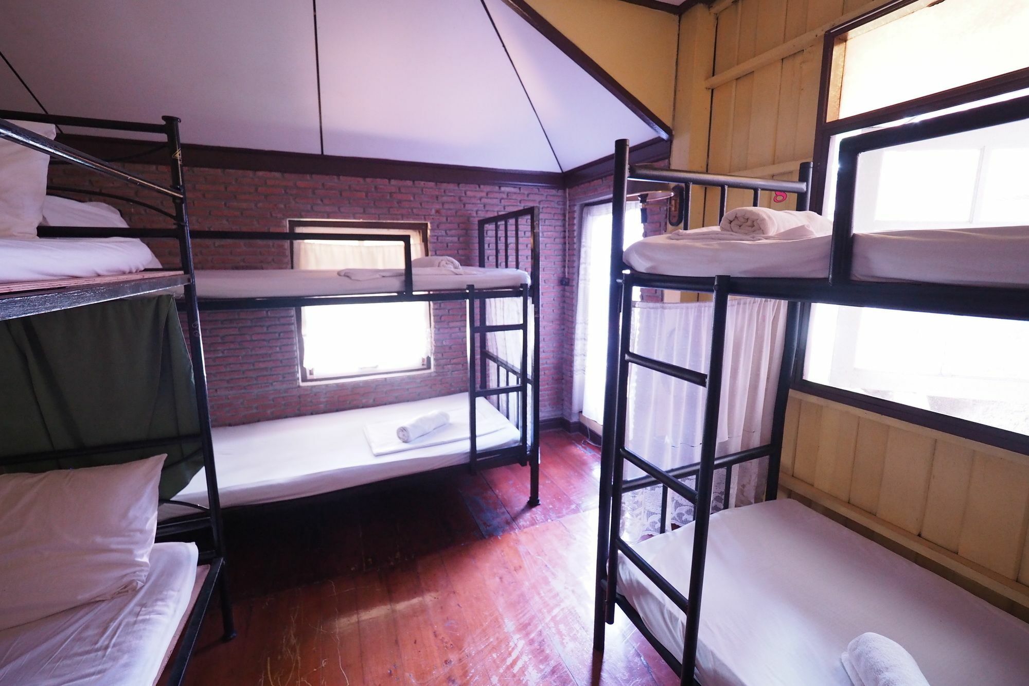 Brickhouse Ayutthaya Guesthouse Est 1986 Exterior foto